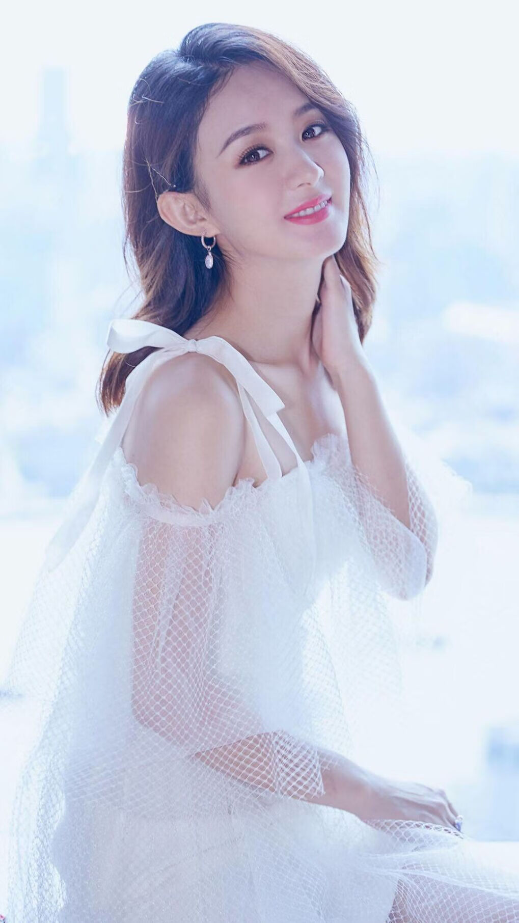 随机帕尔马年轻球员梅开二度，助球队赢得胜利，帕尔马青训出来的球星