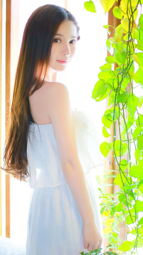 随机美国男足在巴黎奥运会比赛中表现出色，赢得金牌，奥运美国足球